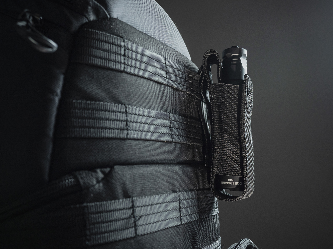 картинка Фонарь Armytek Dobermann Pro Magnet USB Warm