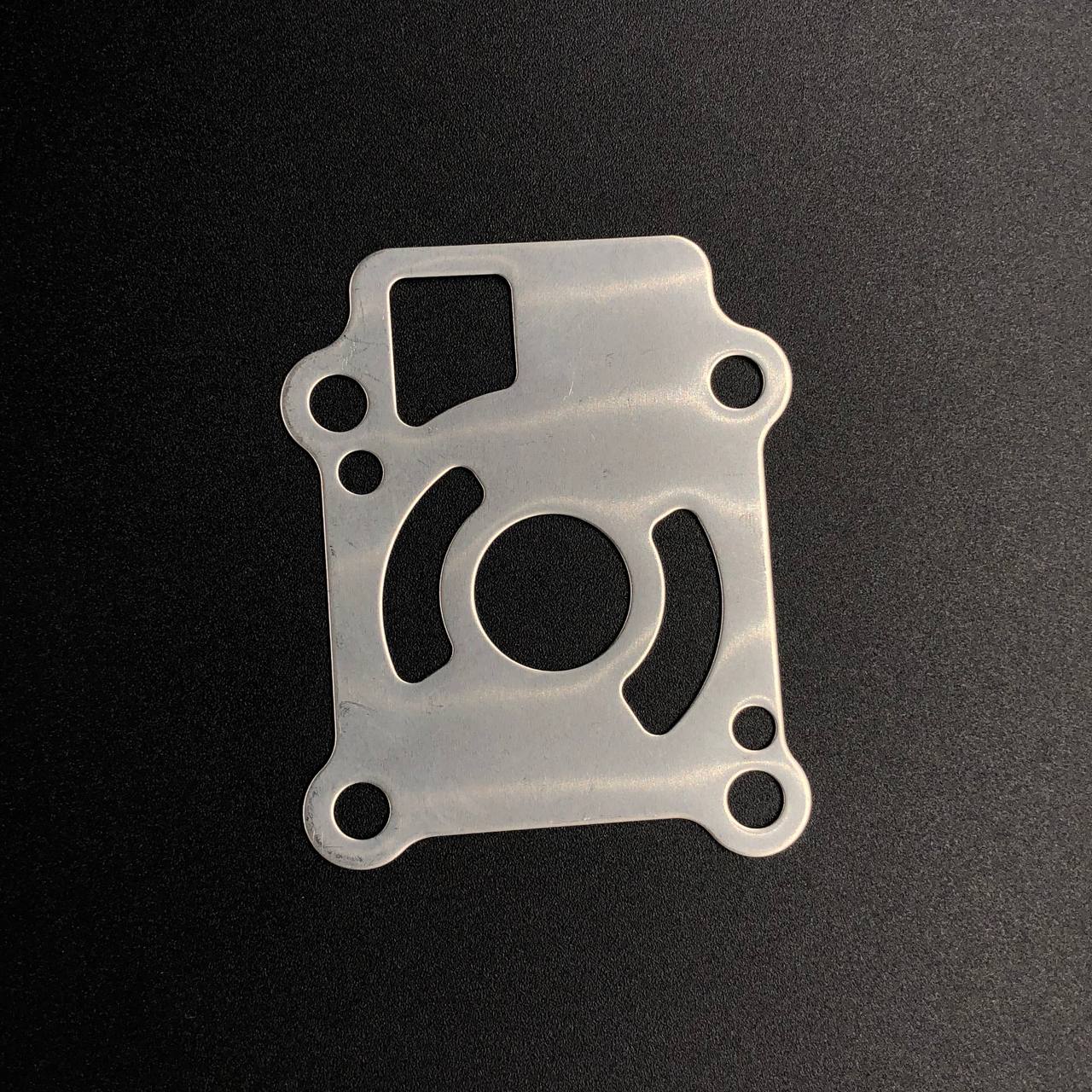 картинка Пластина помпы охлаждения Tohatsu 25-30, M40C (PREMARINE)