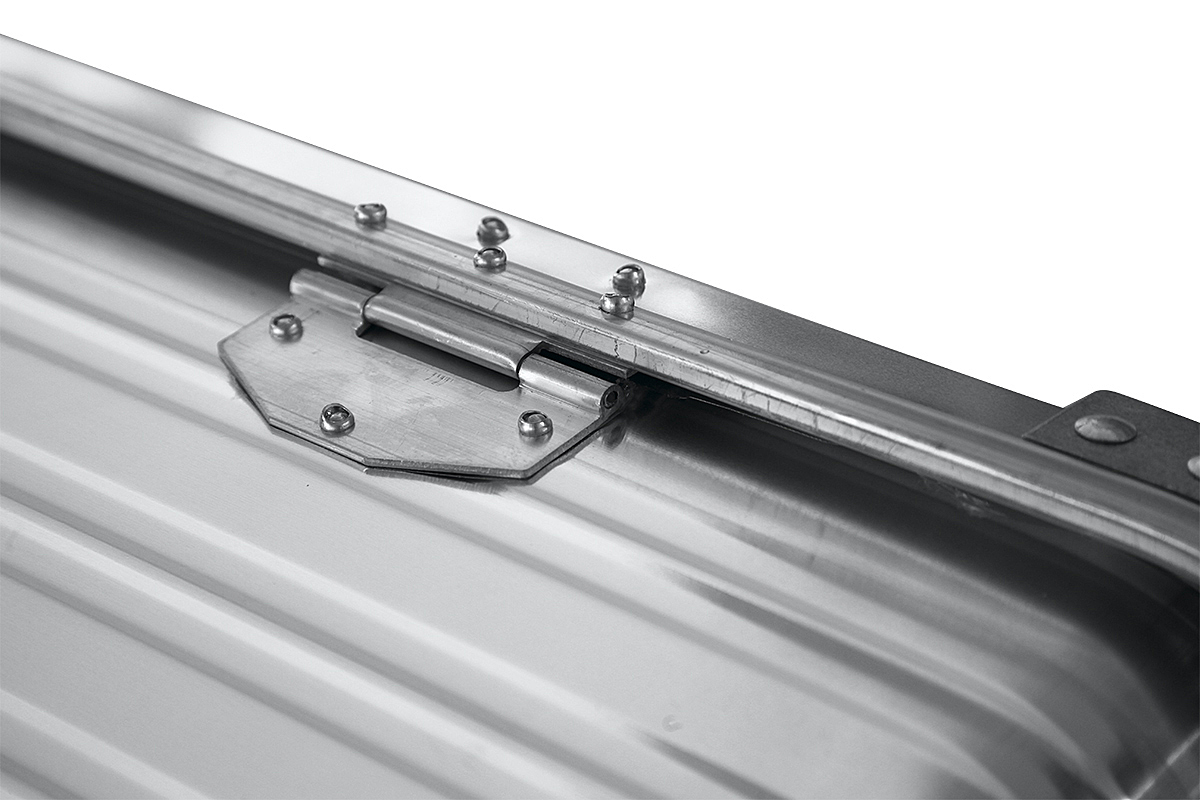 картинка Ящик алюминиевый РИФ усиленный с замком 782х585х412