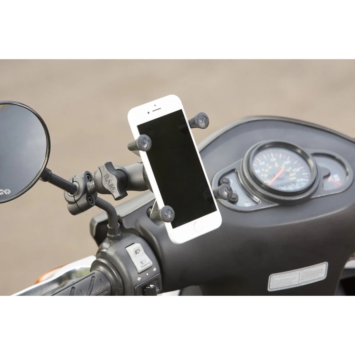 RAM-B-408-37-62-A-UN7U RAM X-Grip крепление для телефона с RAM Torque