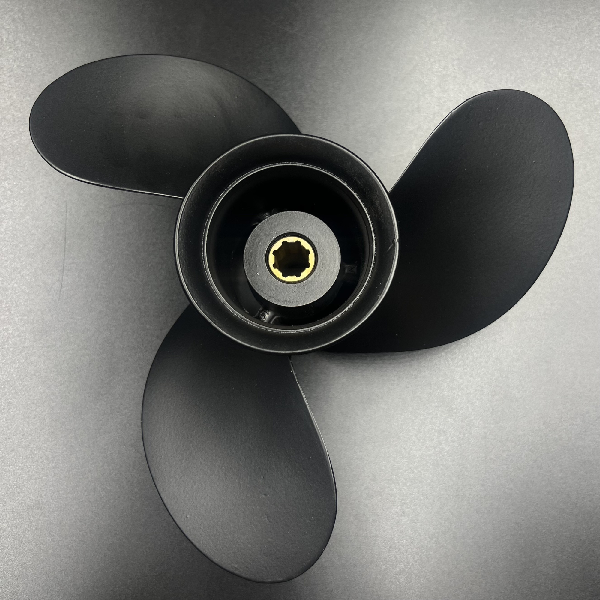 картинка Гребной винт Mercury 6-15 (3x9x9)