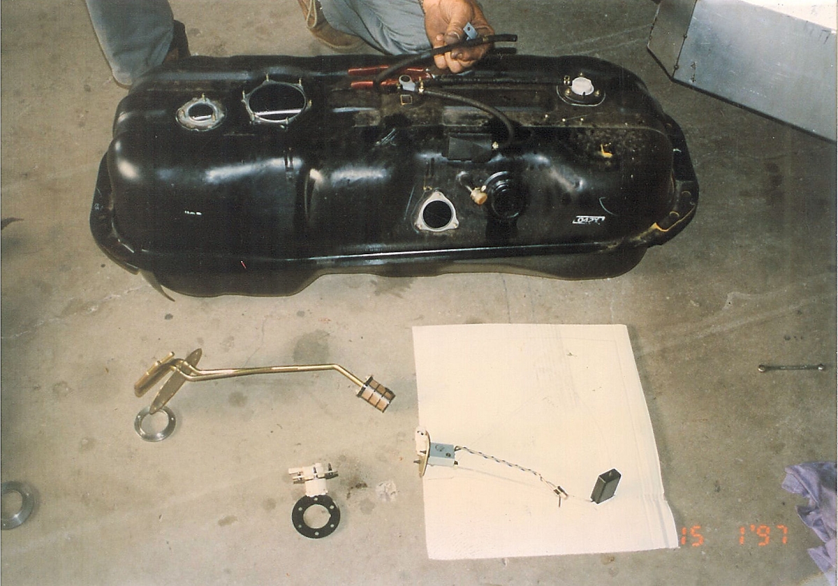 Бак топливный ARB TRITON 96-06 SC/DC 4WD 135L