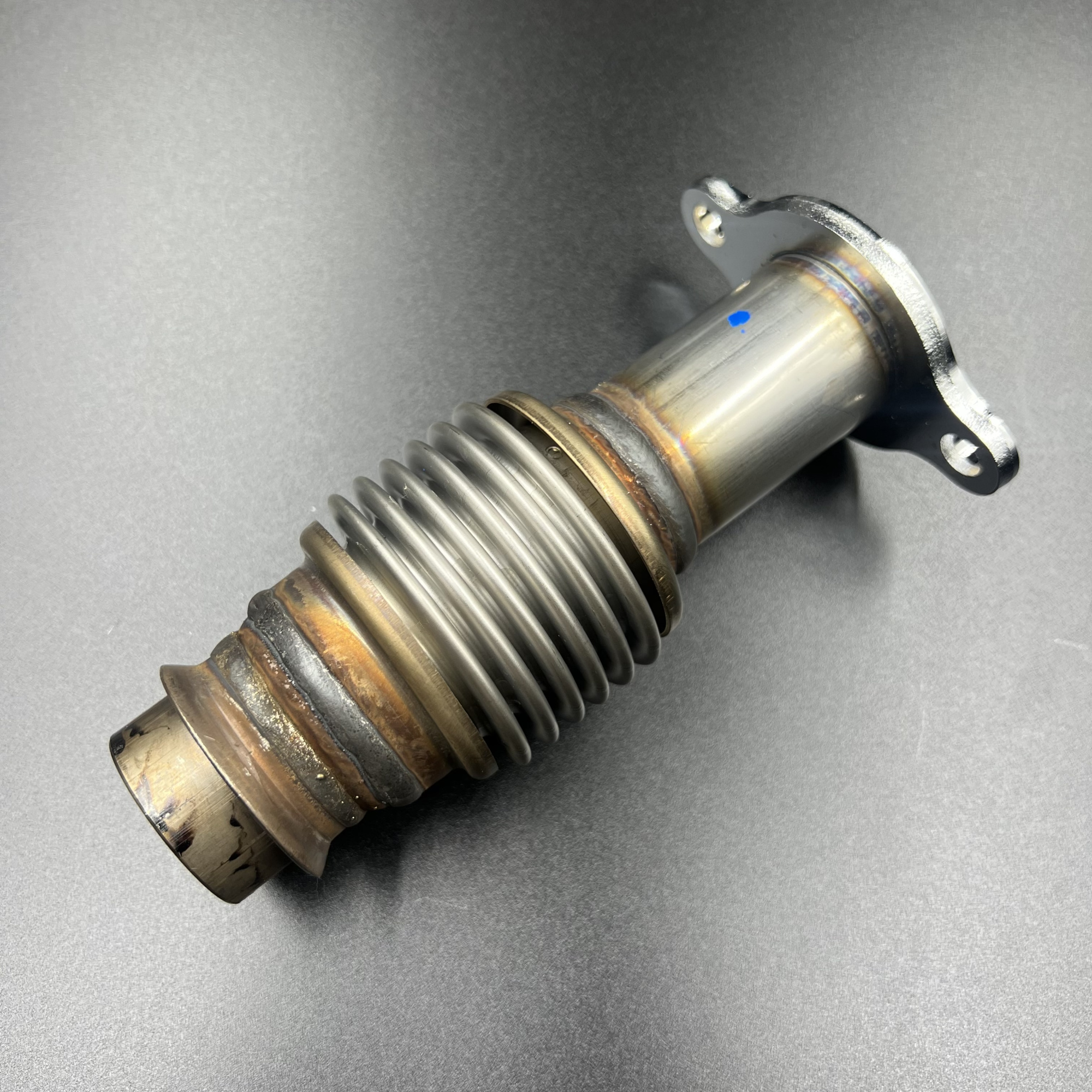 картинка Патрубок выхлопа (металл) Yamaha VK10 (Yamaha)