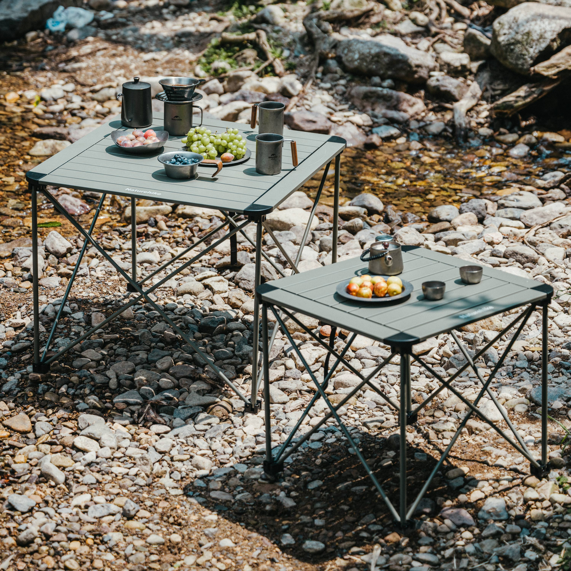 картинка Стол туристический Naturehike Yamami L03 алюминиевый, 52,5х52,5х42 см, складной, титаниум