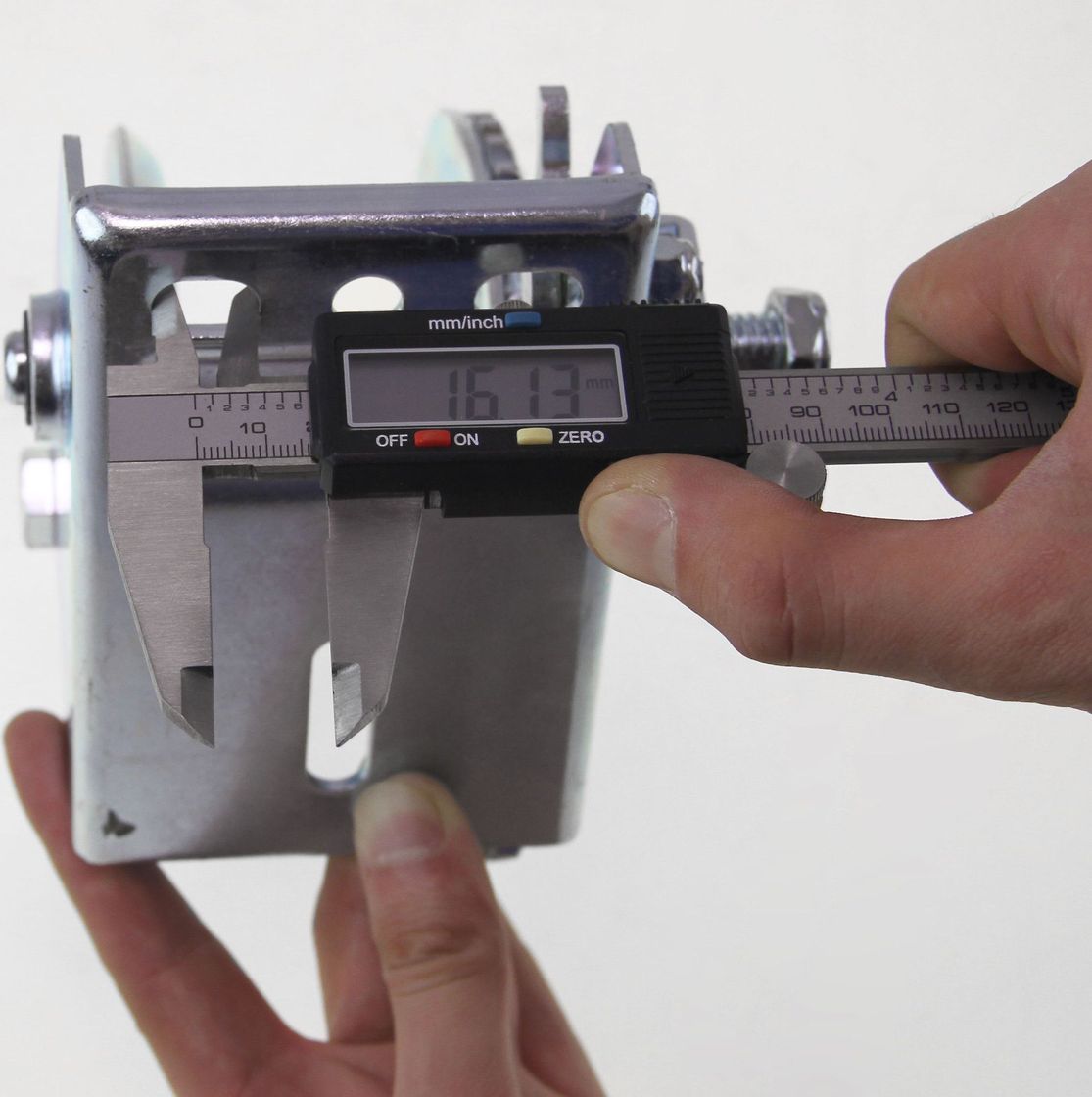 картинка Лебедка для прицепа 1000 lbs (455 кг)