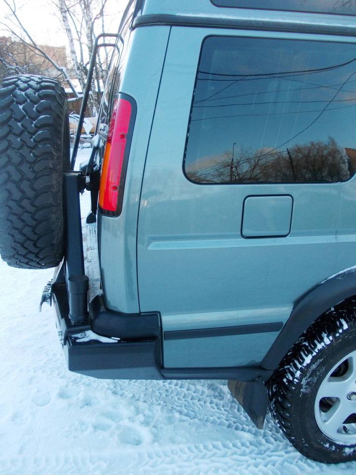 картинка Калитка крепления запасного колеса Land Rover Discovery 2