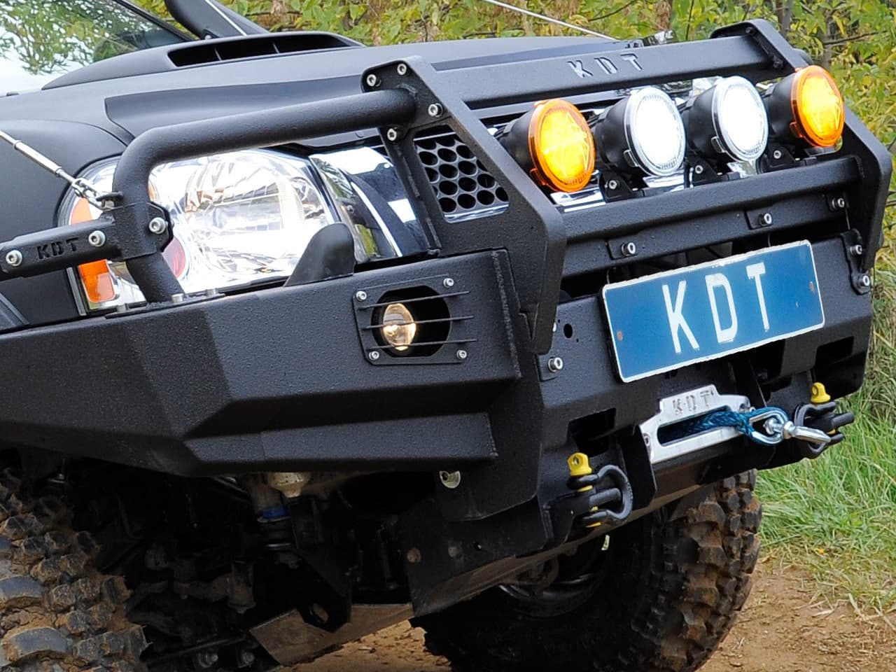 картинка Защита противотуманных фонарей KDT для Mitsubishi L-200 Triton