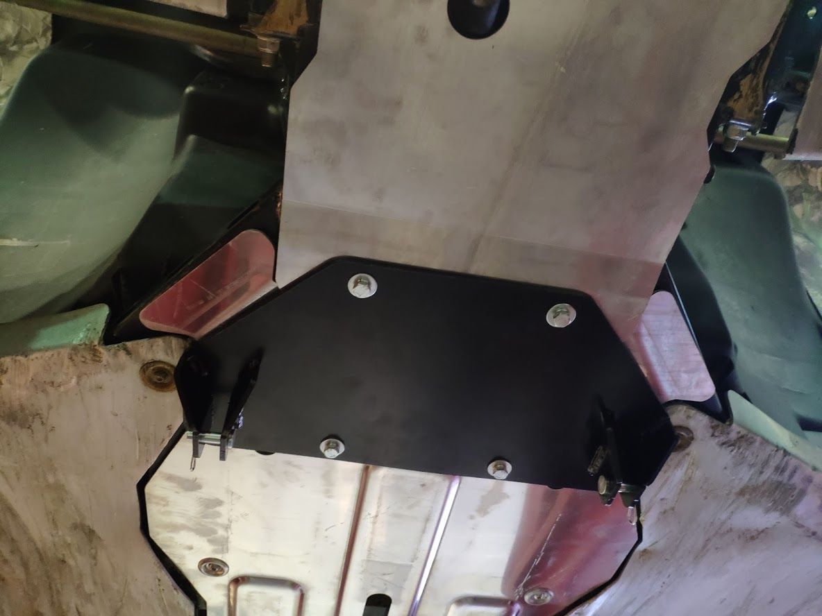 картинка Площадка для снегового отвала U FORCE 1000 (U10 EPS)