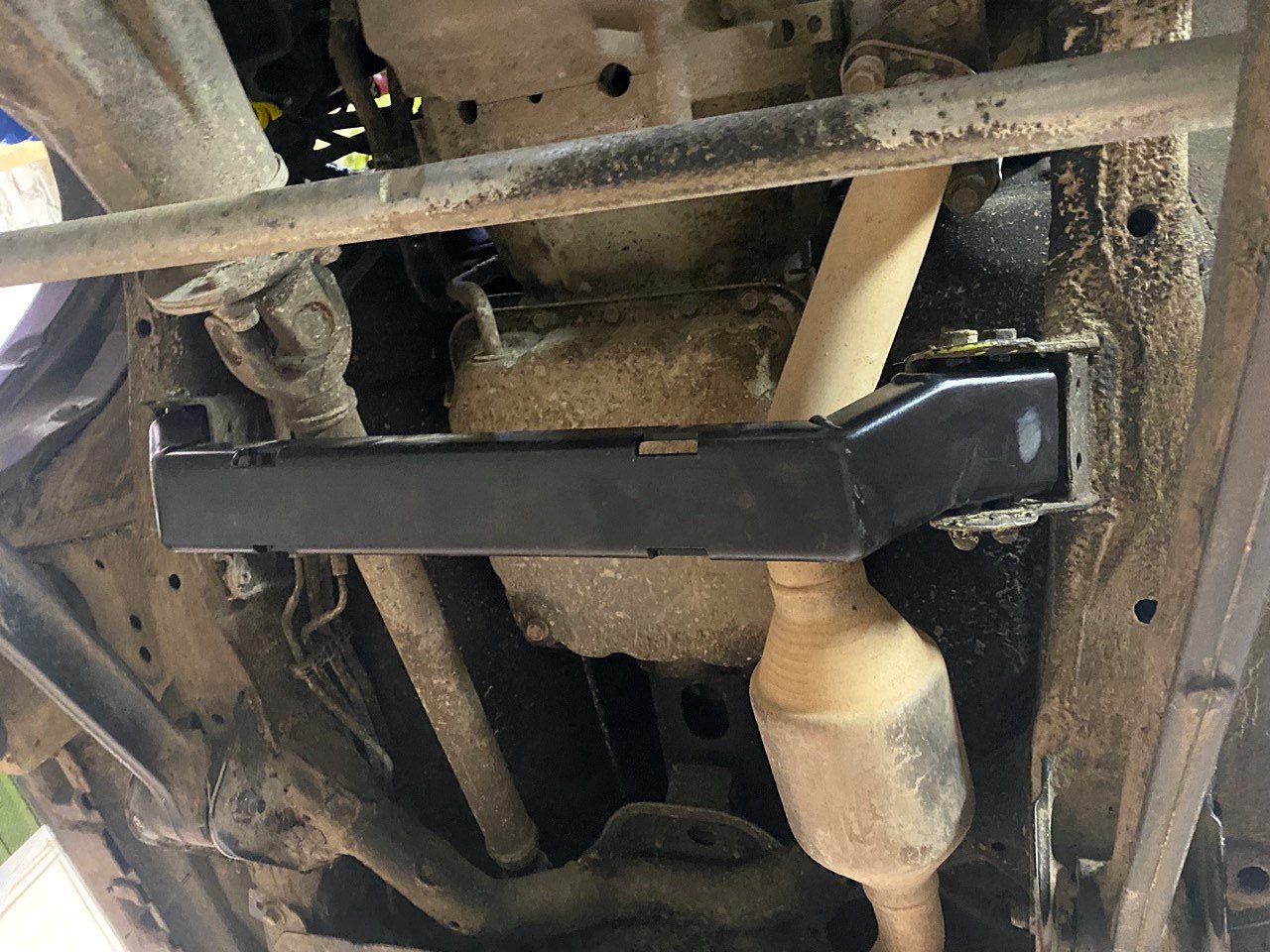 картинка Тюнинговая траверса для Suzuki Jimny