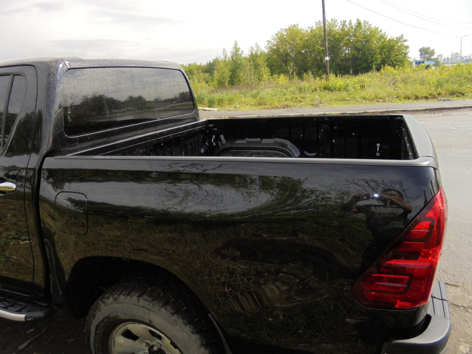 картинка Накладки на борта кузова Toyota HILUX 2015-