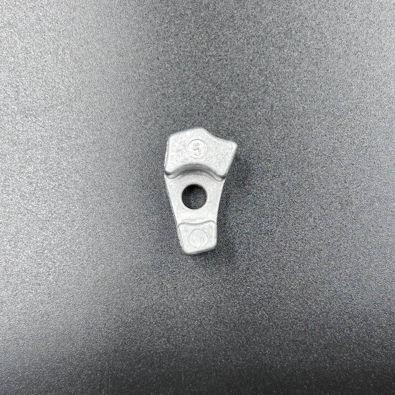 картинка Анод блока Yamaha 9.9-15 (682-11325-00) (YUELANG)