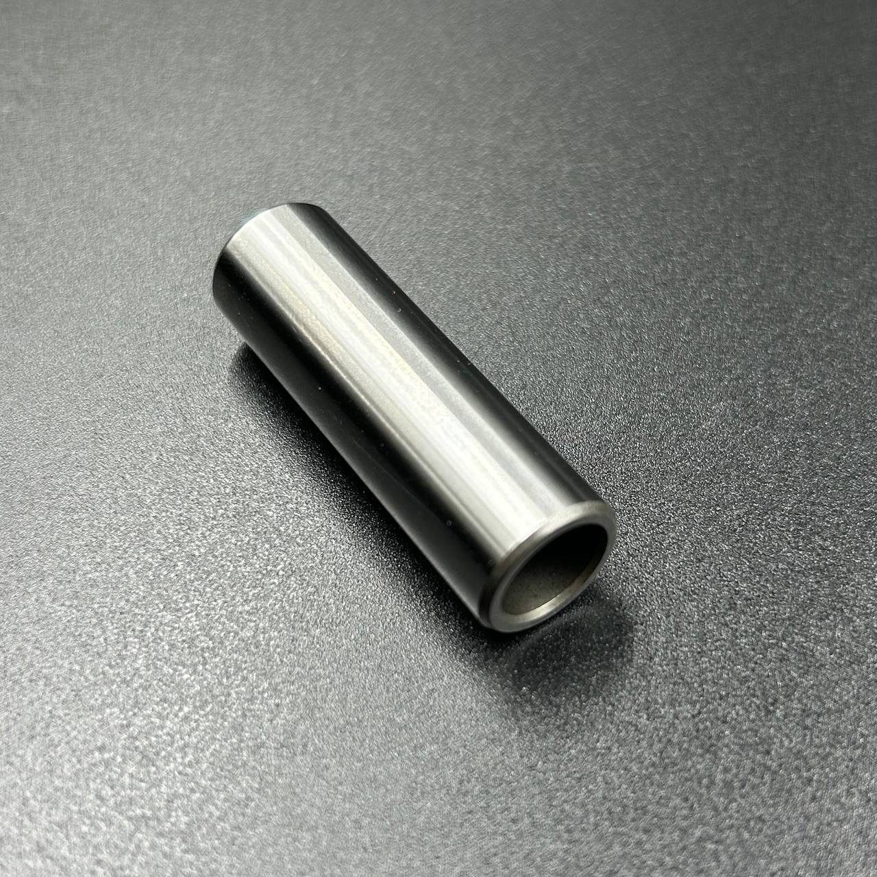 картинка Палец поршневой Tohatsu 9.9-15, MFS8-9.8 (Omax)