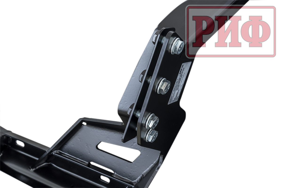 картинка Бампер РИФ задний Mitsubishi Pajero Sport 2021+ c квадратом