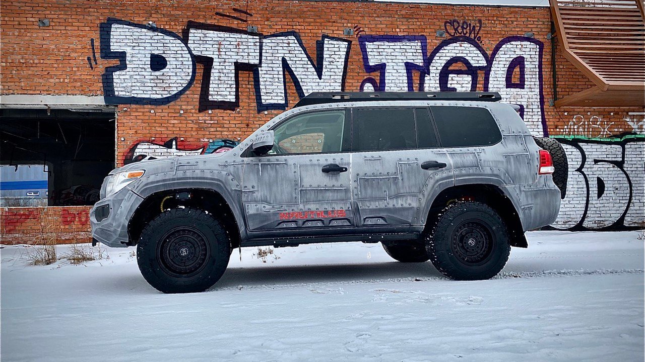 картинка Силовой композитный бампер - Toyota Land Cruiser 200