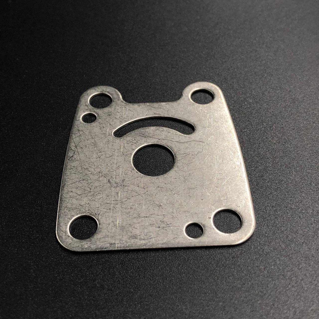 картинка Пластина помпы охлаждения Yamaha 3 (PREMARINE)