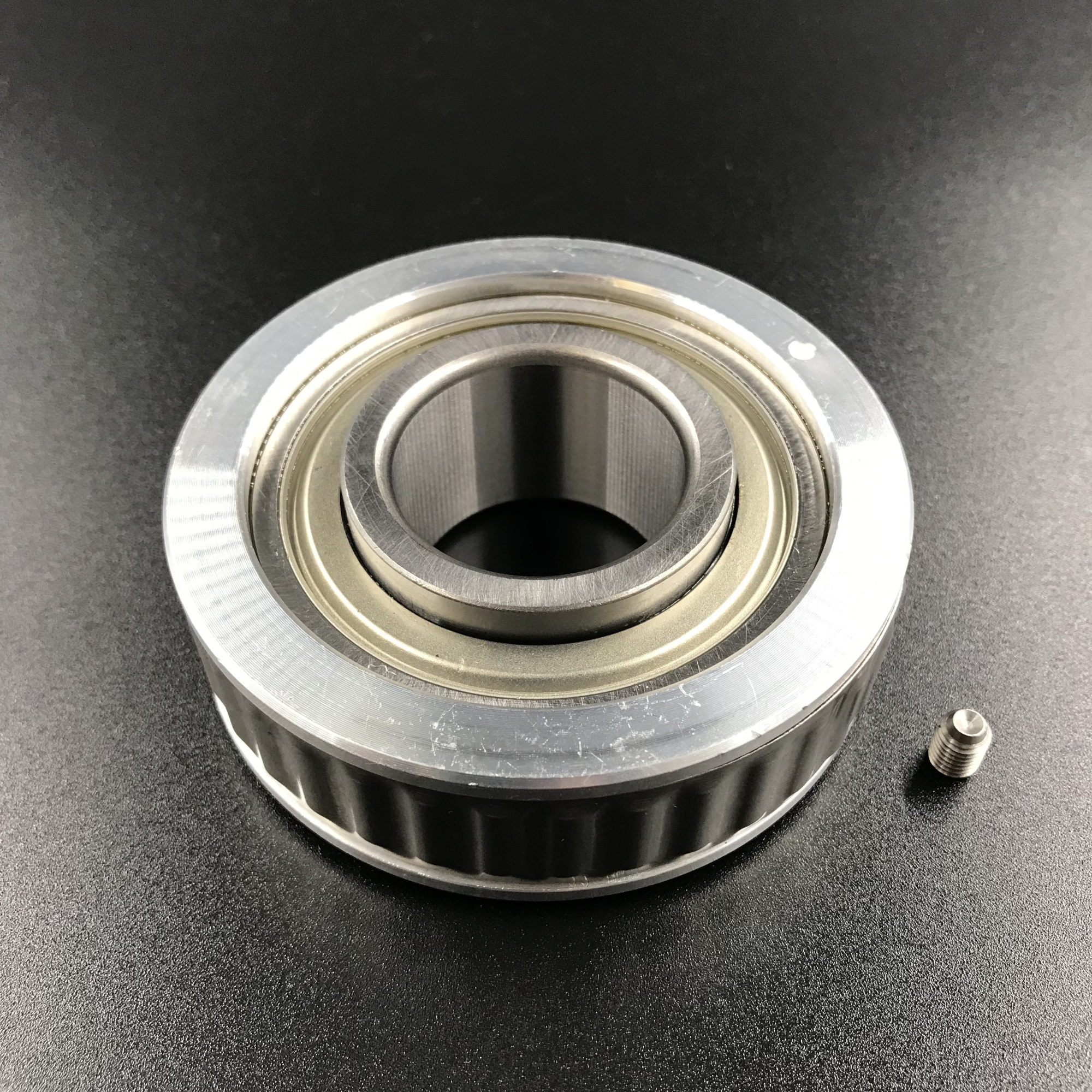 картинка Подшипник транцевый Mercruiser Bravo, Alpha One Gen II (Omax)