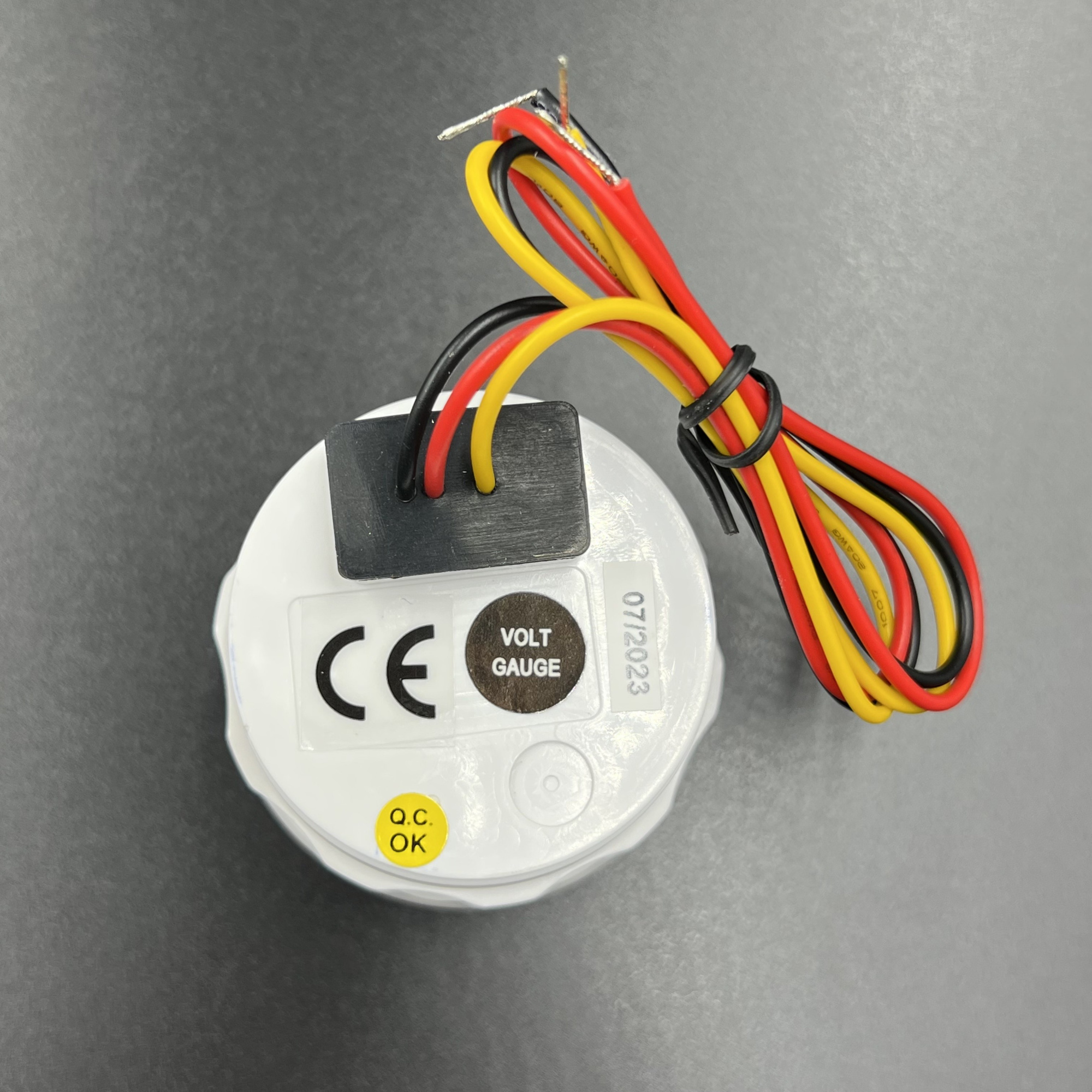 картинка Вольтметр аналоговый 8-16V д.52мм (черный, хромированный ободок) (DEPO)