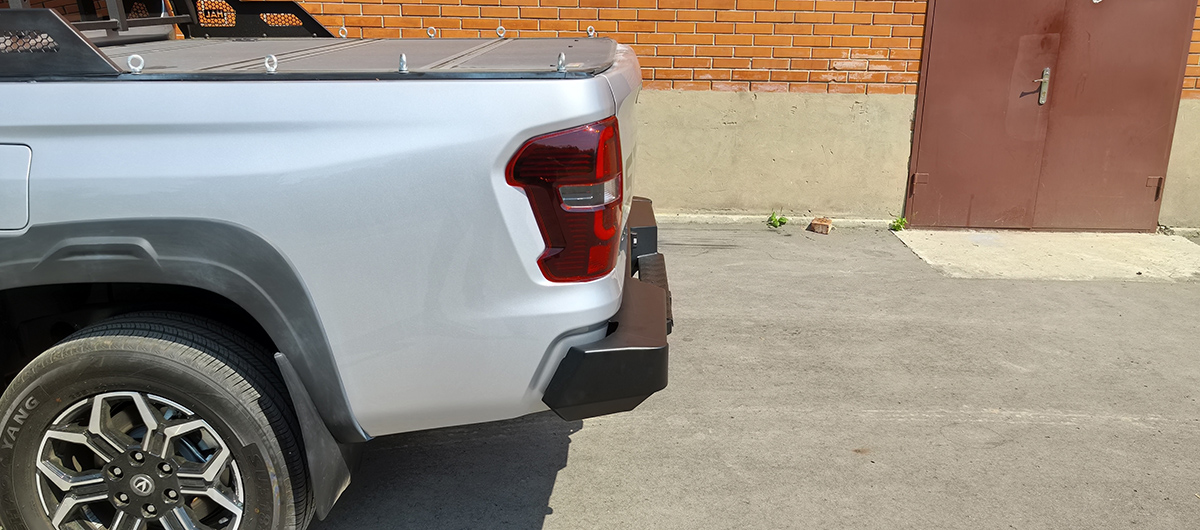 картинка Бампер задний Changan Hunter Plus с квадратом и фонарями РИФ силовой