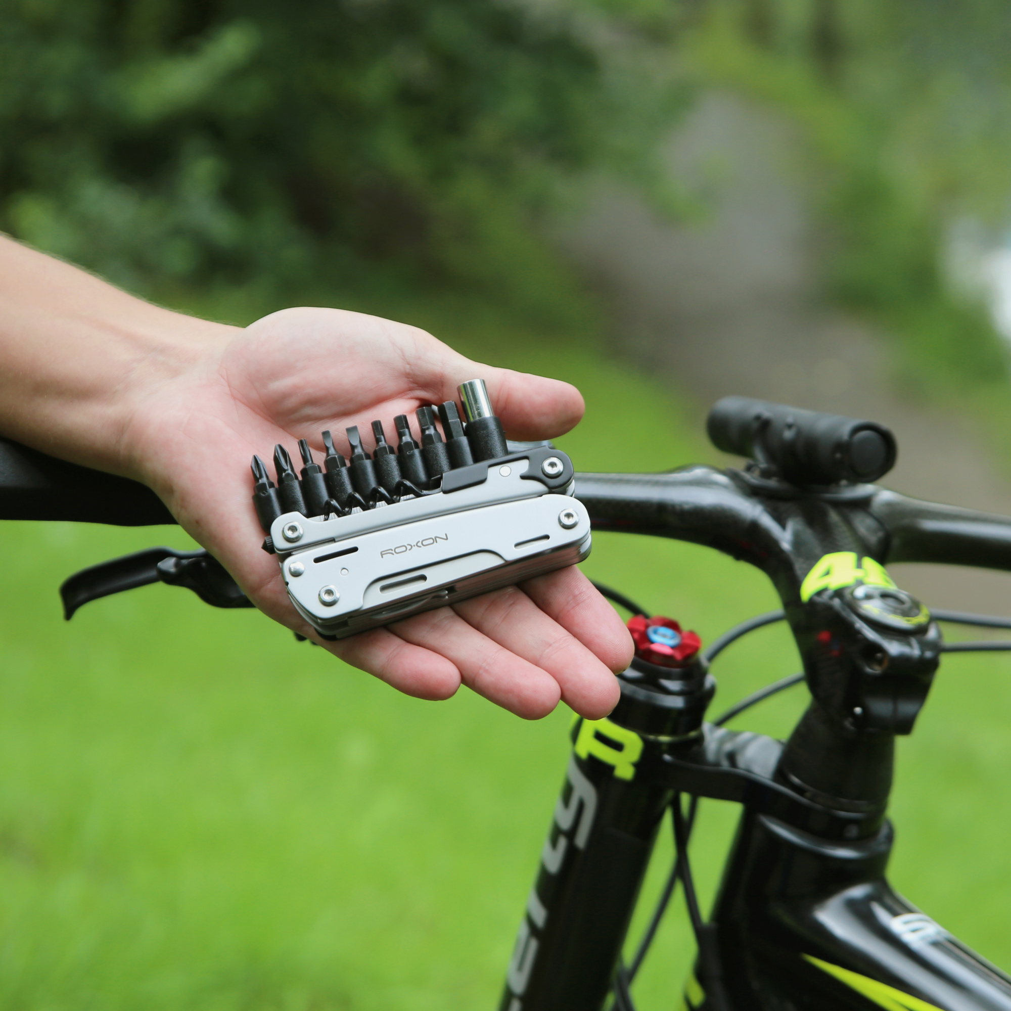 картинка Мультитул Roxon Storm S801S