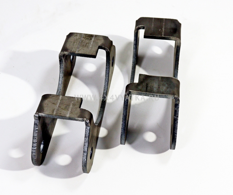 картинка Кронштейны продольной штанги на мост УАЗ (2 шт)