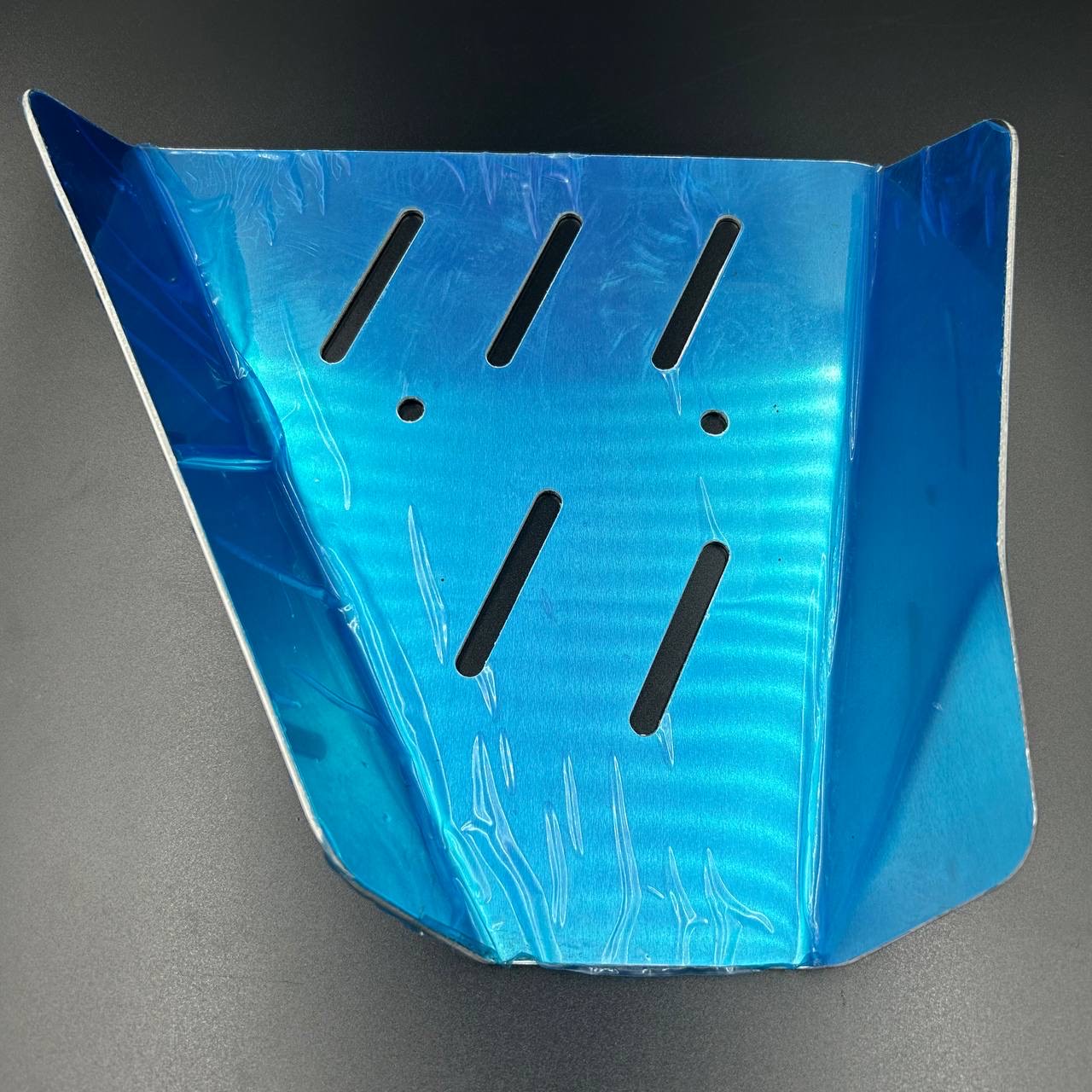 картинка Защита рычага передняя правая CFM Х8 (ZIBO)