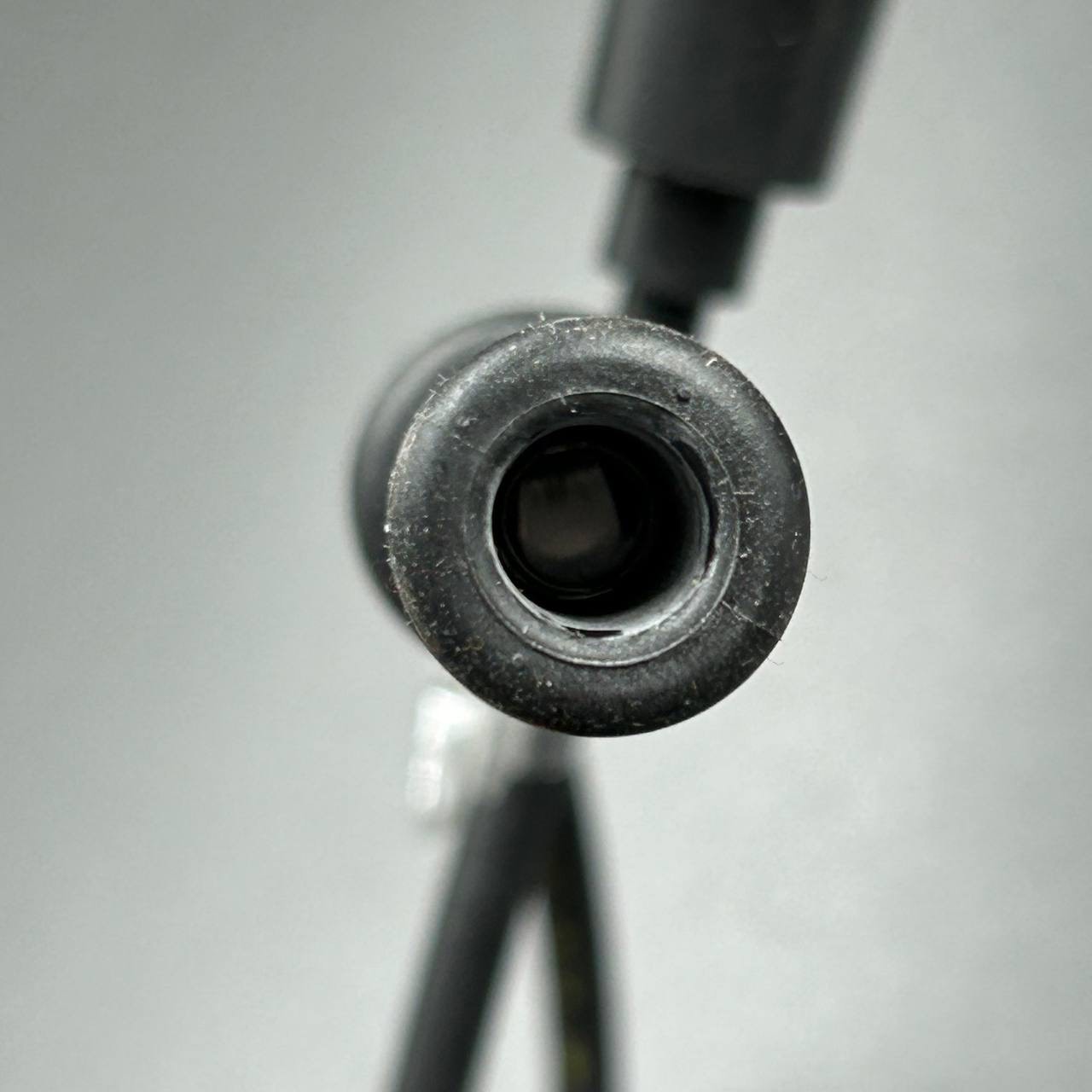 картинка Бронепровод катушки зажигания №2 Yamaha F80-100