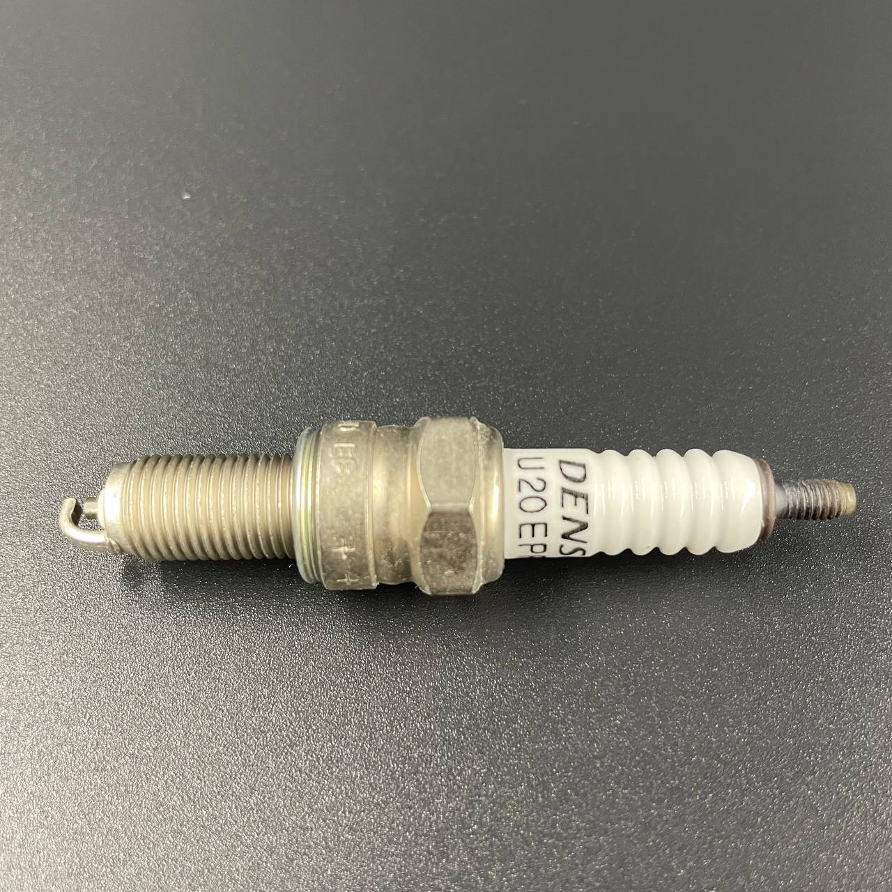 картинка Свеча зажигания 4228 U20EPR9 (CPR6EA-9) (DENSO)