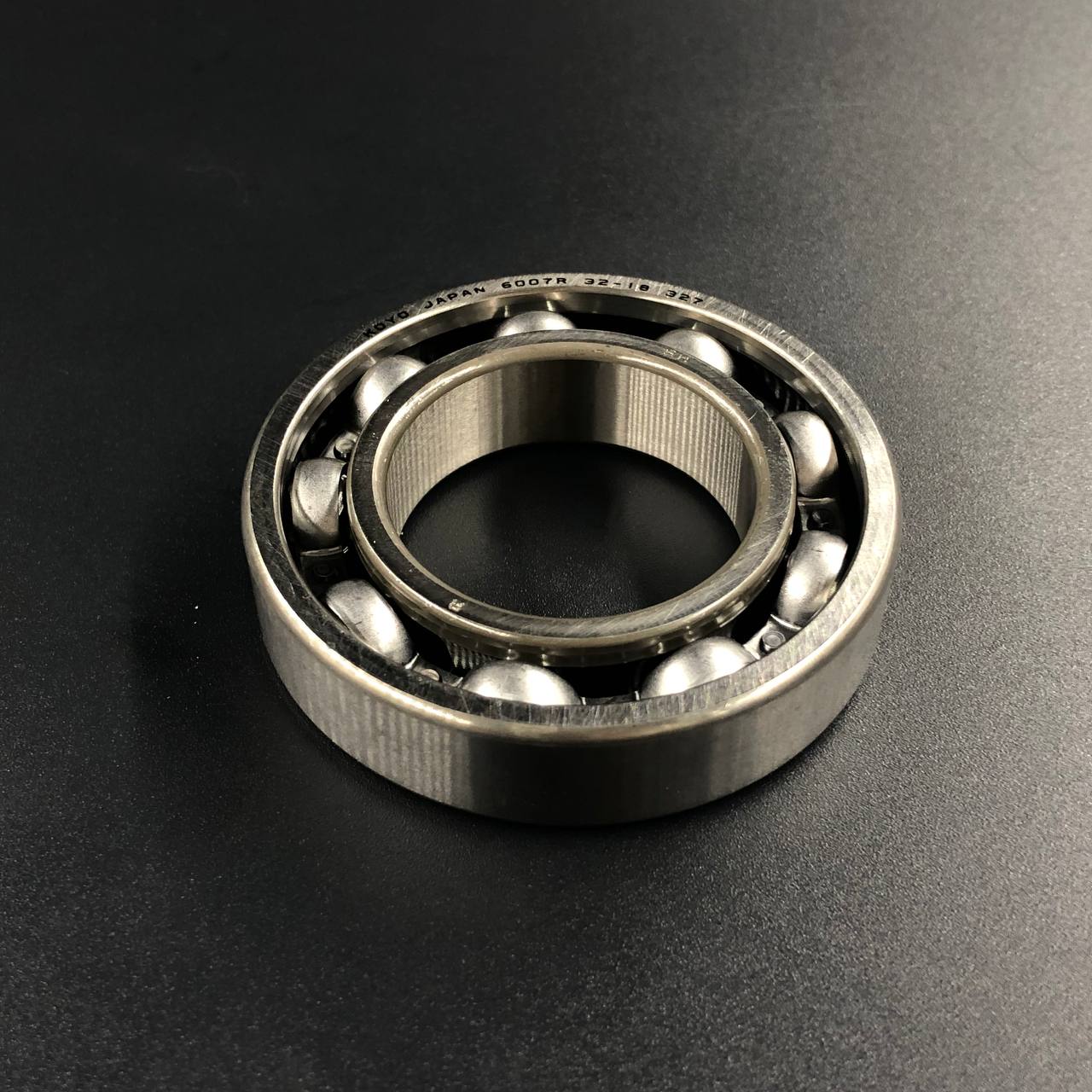 картинка Подшипник шариковый Suzuki DF90-140, DF70-140(A) (35x62x14) (Suzuki)