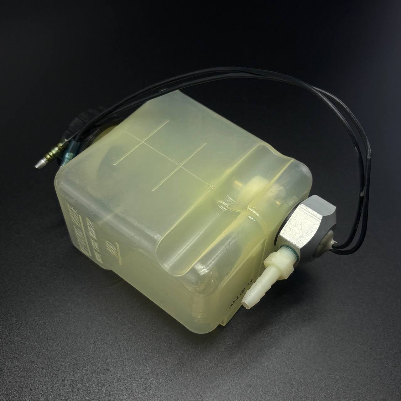 картинка Маслобак MERCURY  LUBE BOTTLE KIT QS