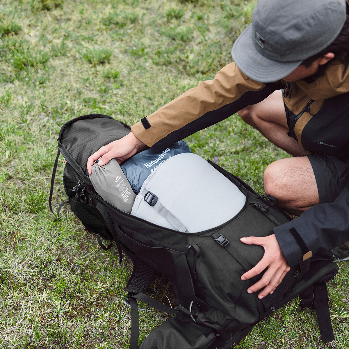 Рюкзак туристический Naturehike Helium Series 70 л, размер M, черный
