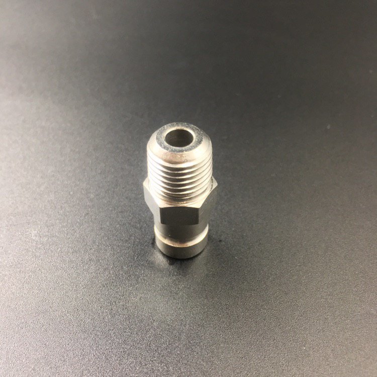 картинка Коннектор топливный Suzuki DT5-200, DF8-140 (с бака) (Osaka)