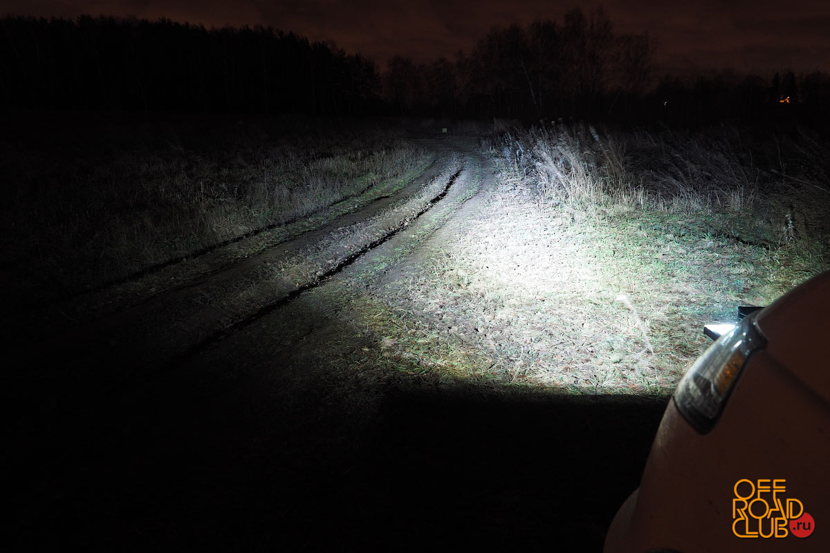 картинка Фара РИФ 20Вт, 80х82х99мм, 4 диода, 12В, 1440лм