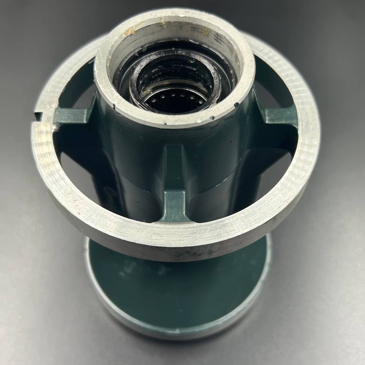 Обойма гребного вала (в сборе) 688 Yamaha 75-90 (Omax)