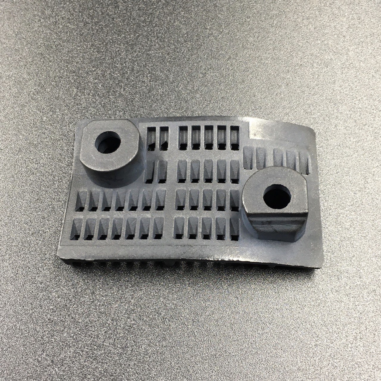 картинка Решетка водозабора редуктора Yamaha 20-30 (Правая) (PREMARINE)