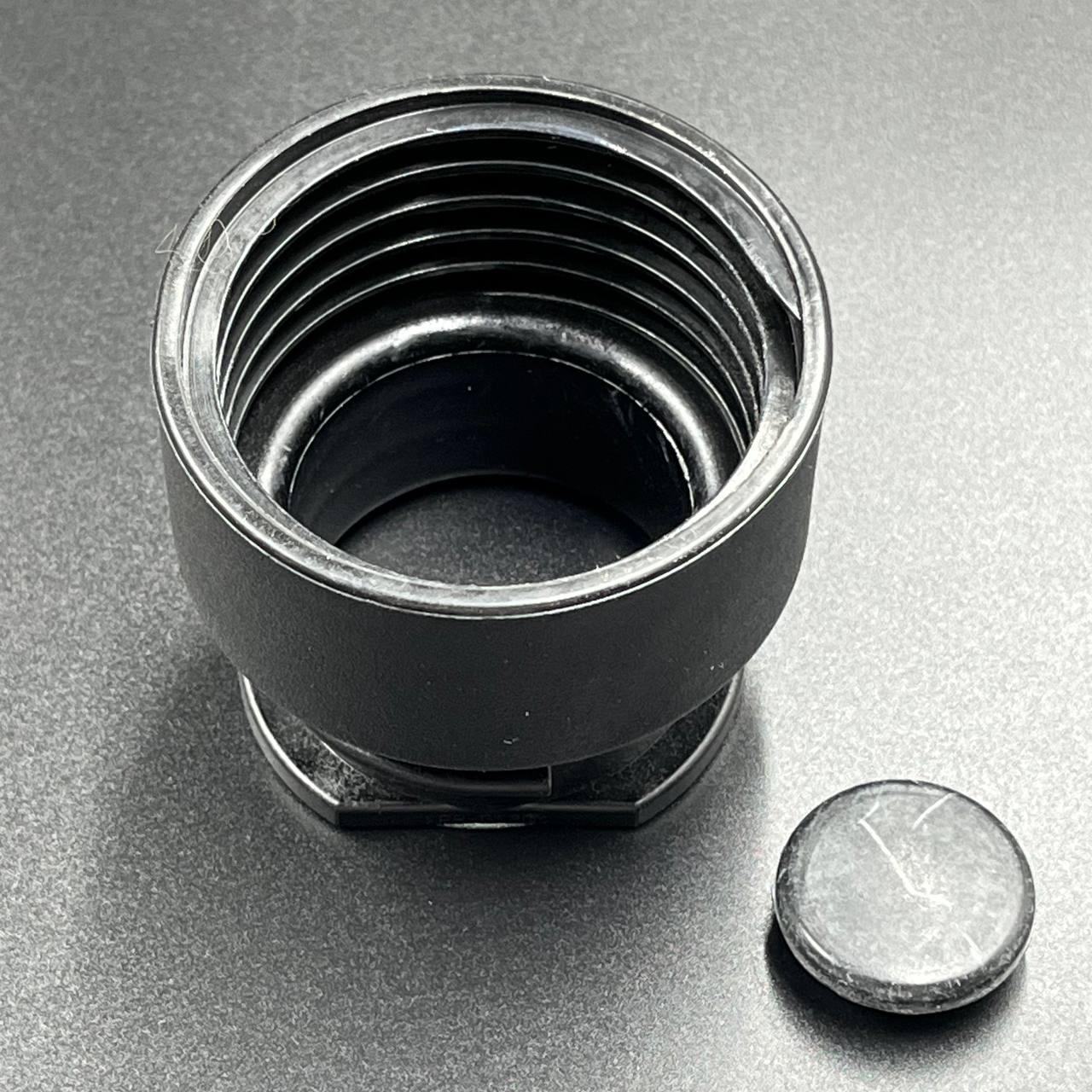 картинка Адаптер кабель-трассы Suzuki DF150-300; DF200-300(A) (Suzuki)