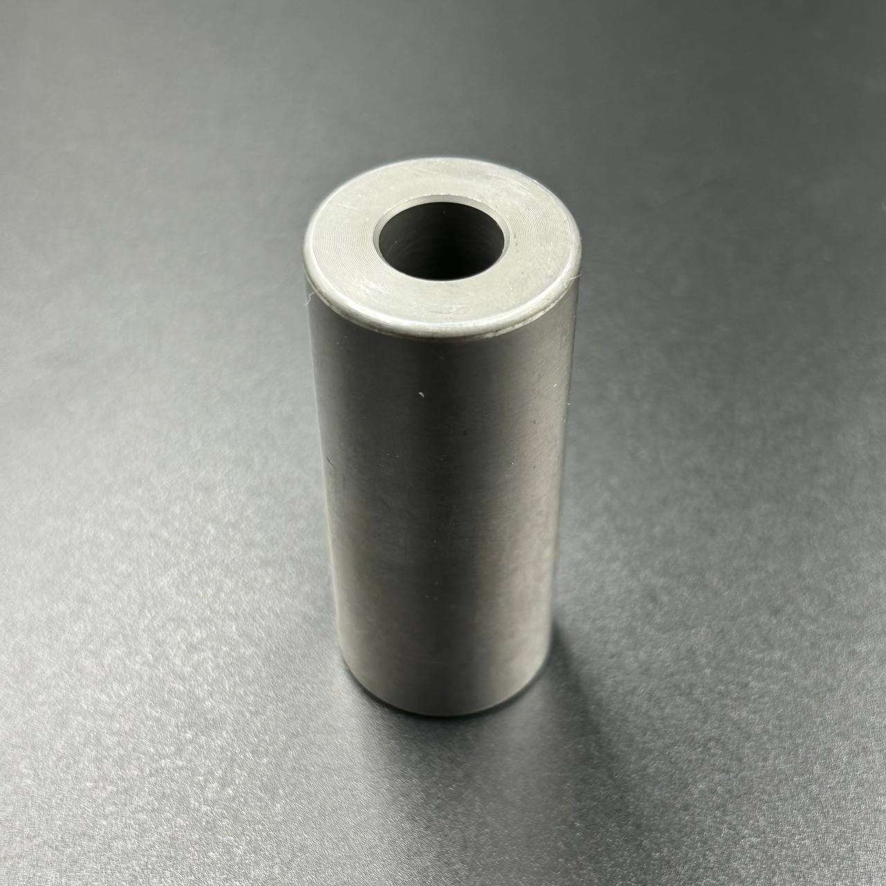 картинка Палец шатунный Yamaha 40X (Yamaha)