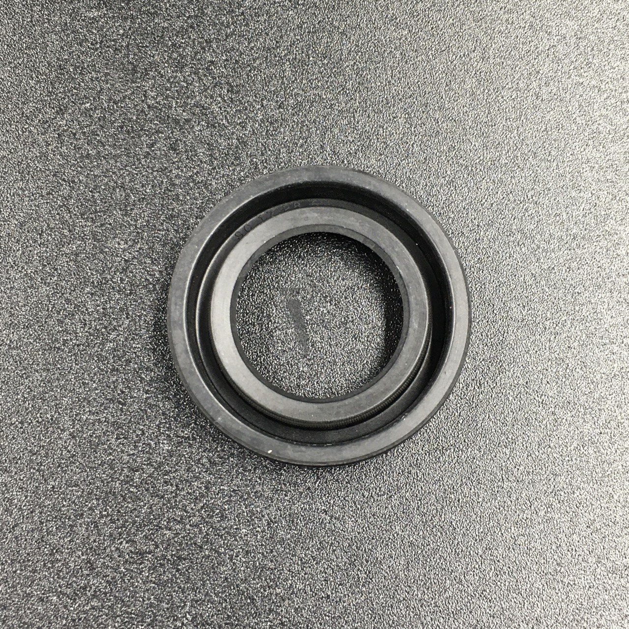 картинка Сальник Suzuki (09282-17009) (17x28x6) (Omax)
