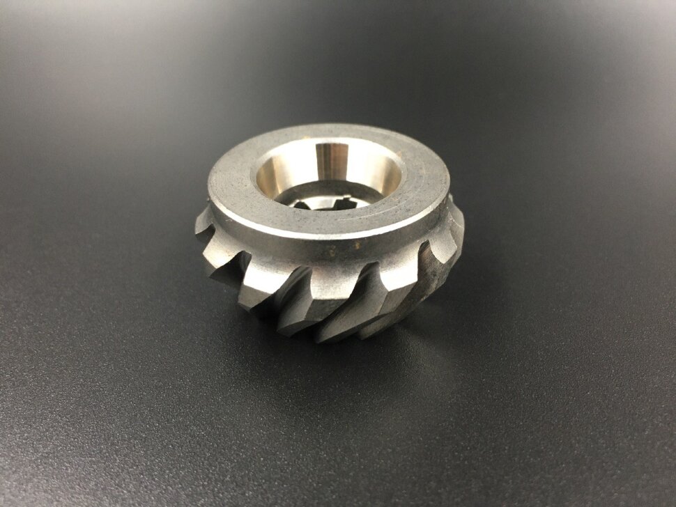 Шестерня вертикального вала (Пиньон) Yamaha 25-30 (61N-45551-00) (Osaka)