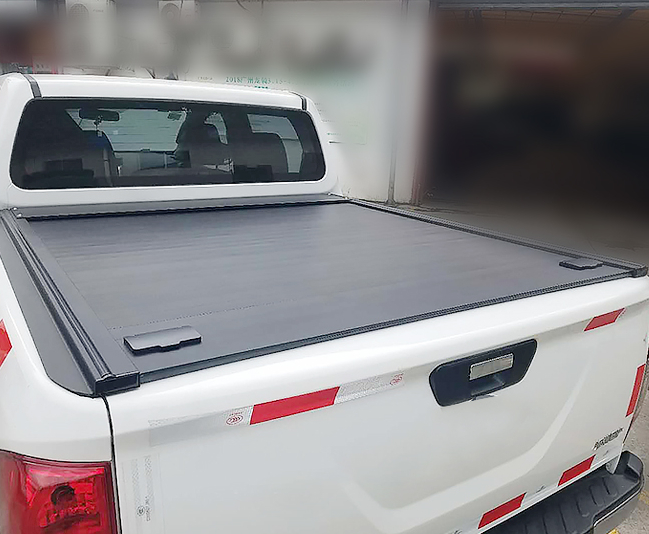 картинка Крышка кузова Mitsubishi L200 2015+, роллета раздвижная , алюминиевая, черная