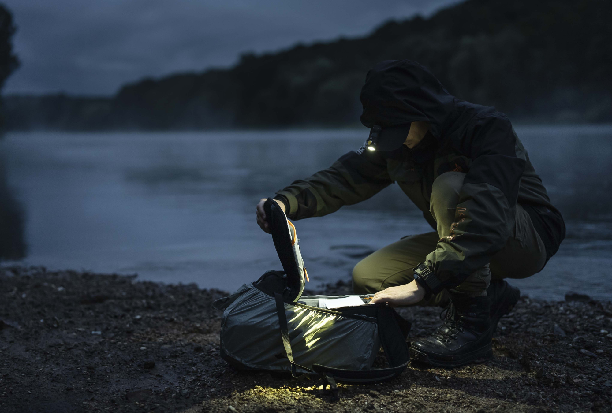 картинка Фонарь Armytek Prime C1 Pro Warm