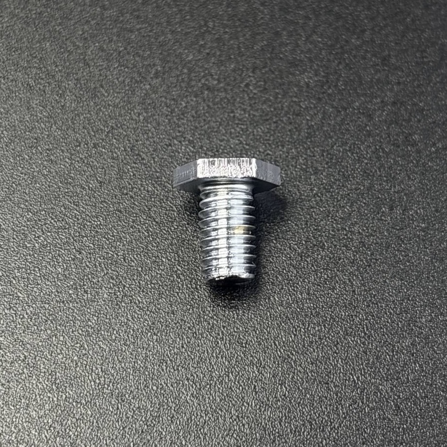 Болт Yamaha 115-140 (90101-06M67) (Yamaha)