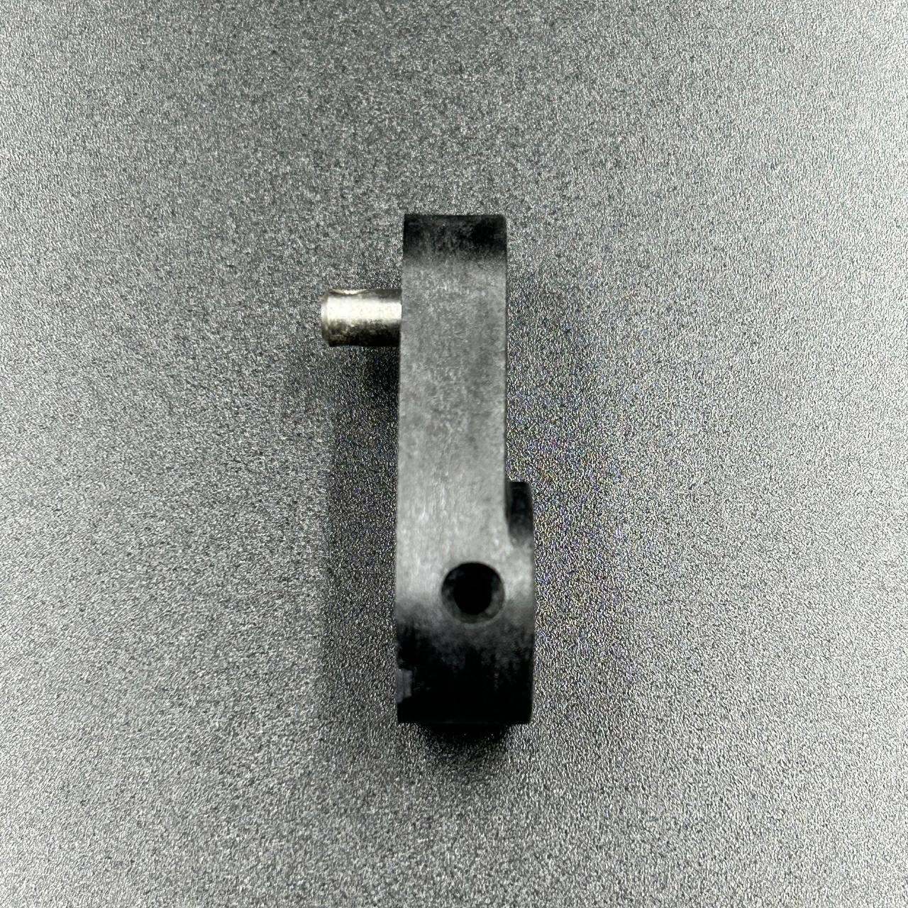 картинка Рычаг оси включения хода Yamaha F9.9-40 (Yamaha)