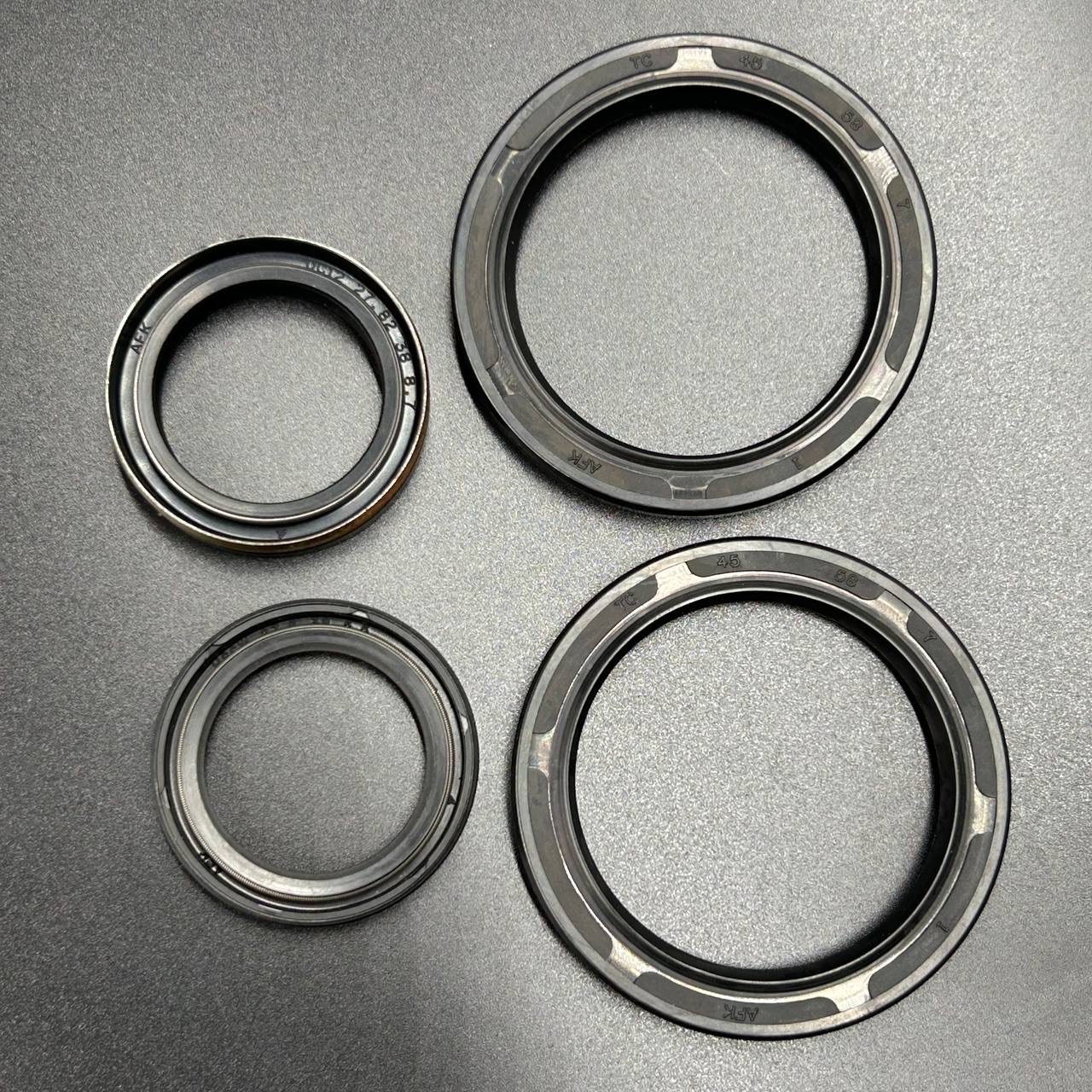 картинка Ремкомплект колонки (нижней части) Volvo Penta DP290 (Omax)