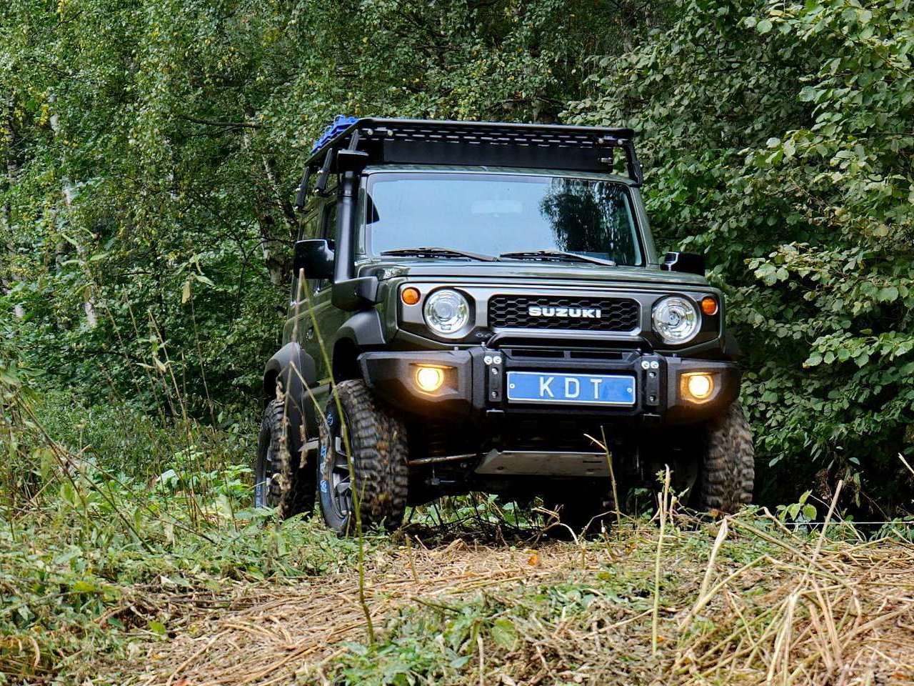 картинка Передний силовой бампер со скрытой установкой лебедки - Suzuki Jimny