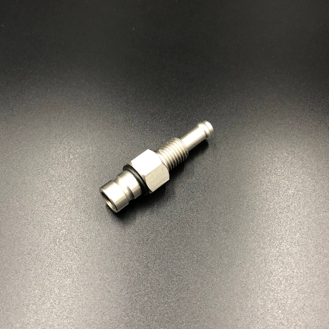 картинка Коннектор топливный Suzuki DT2-65 (из мотора) (C14709) (Omax)