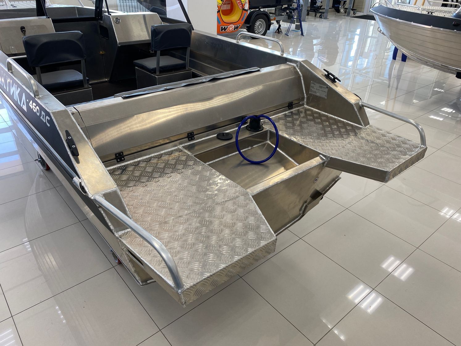 картинка Моторная лодка, Тактика 460 DC