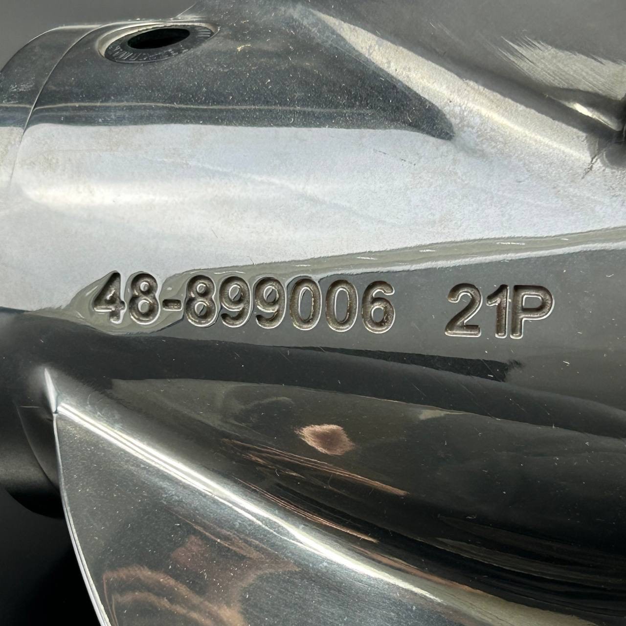 Гребной винт Mercury Laser II (13-1/2х21R) Стальной