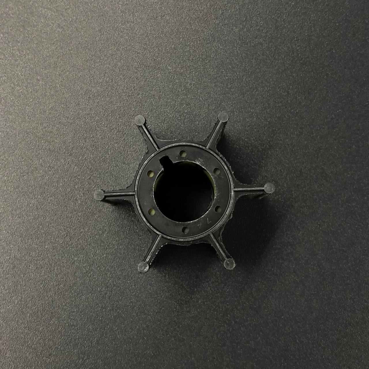 картинка Крыльчатка помпы охлаждения Yamaha E5D, E8D (Enduro) (Yamaha)