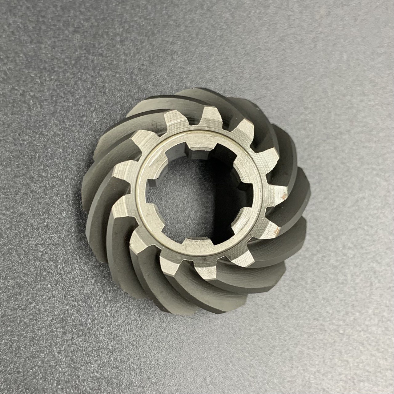 картинка Шестерня вертикального вала (Пиньон) Yamaha 20-25 (6L2-45551-01) (PREMARINE)