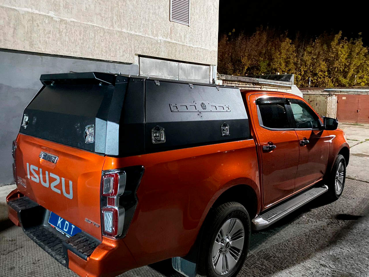 картинка Кунг алюминиевый для Isuzu D-Max, 3 двери, неокрашенный — KDT 28281L